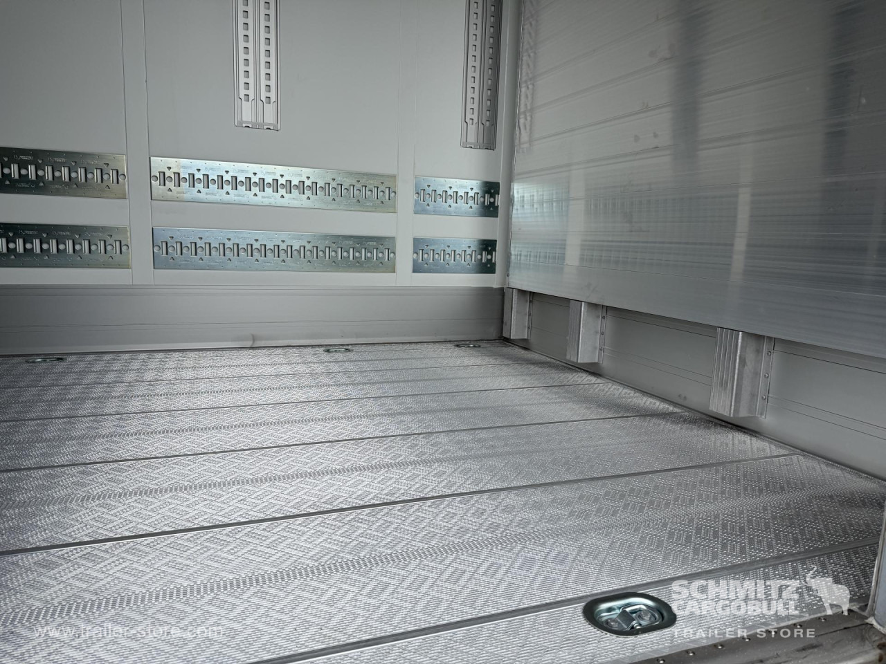 SCHMITZ Auflieger Tiefkühler Standard Double deck - Semiremorcă izoterma: Foto 5 SCHMITZ Auflieger Tiefkühler Standard Double deck - Semiremorcă izoterma: Foto 5