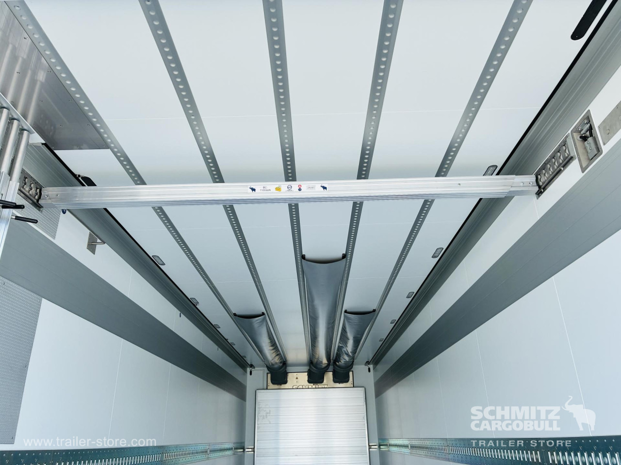 SCHMITZ Auflieger Tiefkühler Standard Taillift - Semiremorcă izoterma: Foto 4 SCHMITZ Auflieger Tiefkühler Standard Taillift - Semiremorcă izoterma: Foto 4