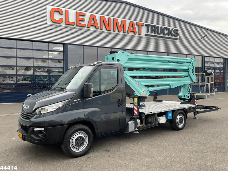 Iveco Daily 35S12 20 Meter hoogwerker + JIB Just 6.039 km! - Camion: Foto 3 Iveco Daily 35S12 20 Meter hoogwerker + JIB Just 6.039 km! - Camion: Foto 3