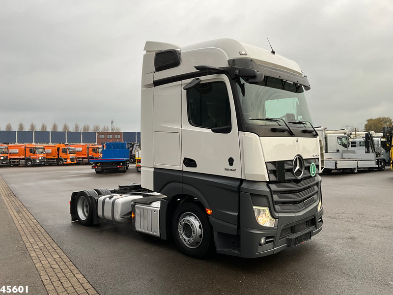 Mercedes-Benz Actros 1842 Mega GigaSpace MirrorCam - Cap tractor: Foto 2 Mercedes-Benz Actros 1842 Mega GigaSpace MirrorCam - Cap tractor: Foto 2