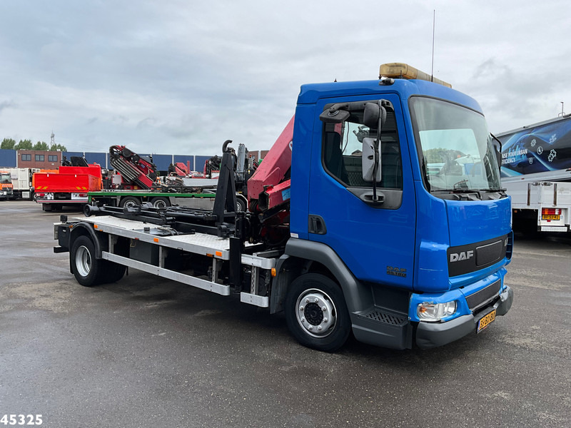 DAF FA 45 LF 180 HMF 7 Tonmeter laadkraan - Camion cu cârlig, Camion cu macara: Foto 3 DAF FA 45 LF 180 HMF 7 Tonmeter laadkraan - Camion cu cârlig, Camion cu macara: Foto 3