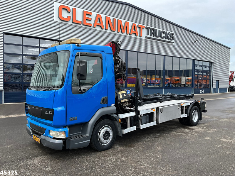 DAF FA 45 LF 180 HMF 7 Tonmeter laadkraan - Camion cu cârlig, Camion cu macara: Foto 2 DAF FA 45 LF 180 HMF 7 Tonmeter laadkraan - Camion cu cârlig, Camion cu macara: Foto 2
