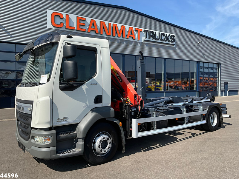 DAF FA LF 250 Euro 6 Palfinger 6,5 Tonmeter laadkraan - Camion cu cârlig, Camion cu macara: Foto 2 DAF FA LF 250 Euro 6 Palfinger 6,5 Tonmeter laadkraan - Camion cu cârlig, Camion cu macara: Foto 2