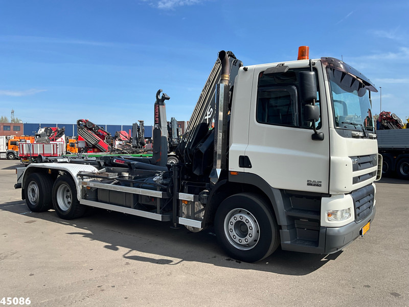 DAF FAS 85 CF 340 Manual Hiab 12 Tonmeter laadkraan - Camion cu cârlig, Camion cu macara: Foto 3 DAF FAS 85 CF 340 Manual Hiab 12 Tonmeter laadkraan - Camion cu cârlig, Camion cu macara: Foto 3