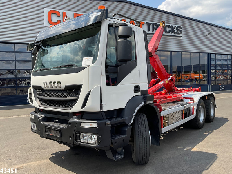 Iveco AD260T 6x4 Euro 6 AJK 20 haakarmsysteem - Camion cu cârlig: Foto 1 Iveco AD260T 6x4 Euro 6 AJK 20 haakarmsysteem - Camion cu cârlig: Foto 1