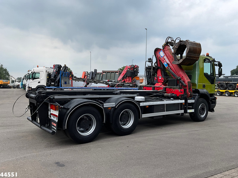 Iveco AD260T41 6x4 HMF 16 Tonmeter Z-kraan - Camion cu sistem de cablu, Camion cu macara: Foto 5 Iveco AD260T41 6x4 HMF 16 Tonmeter Z-kraan - Camion cu sistem de cablu, Camion cu macara: Foto 5