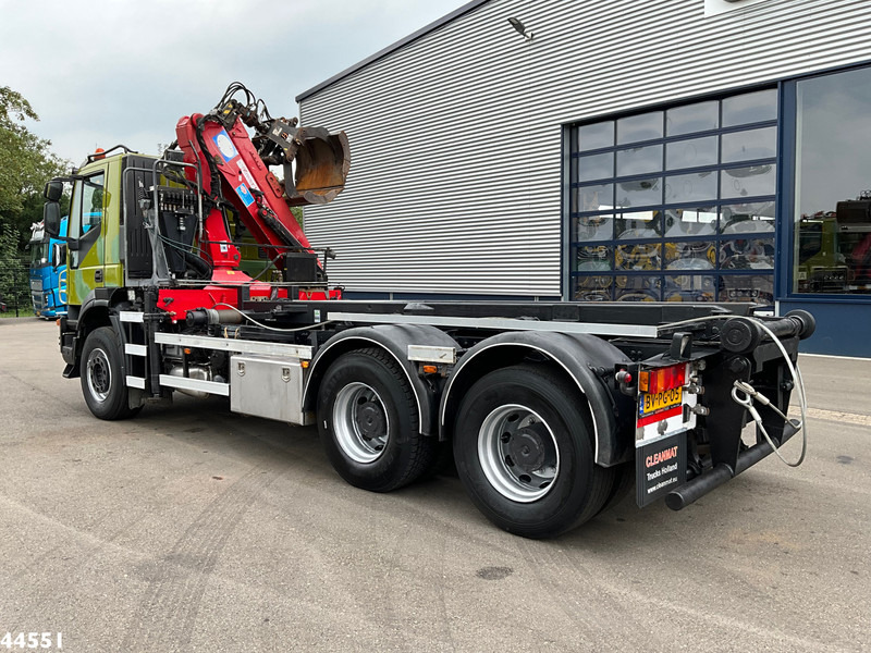 Iveco AD260T41 6x4 HMF 16 Tonmeter Z-kraan - Camion cu sistem de cablu, Camion cu macara: Foto 4 Iveco AD260T41 6x4 HMF 16 Tonmeter Z-kraan - Camion cu sistem de cablu, Camion cu macara: Foto 4