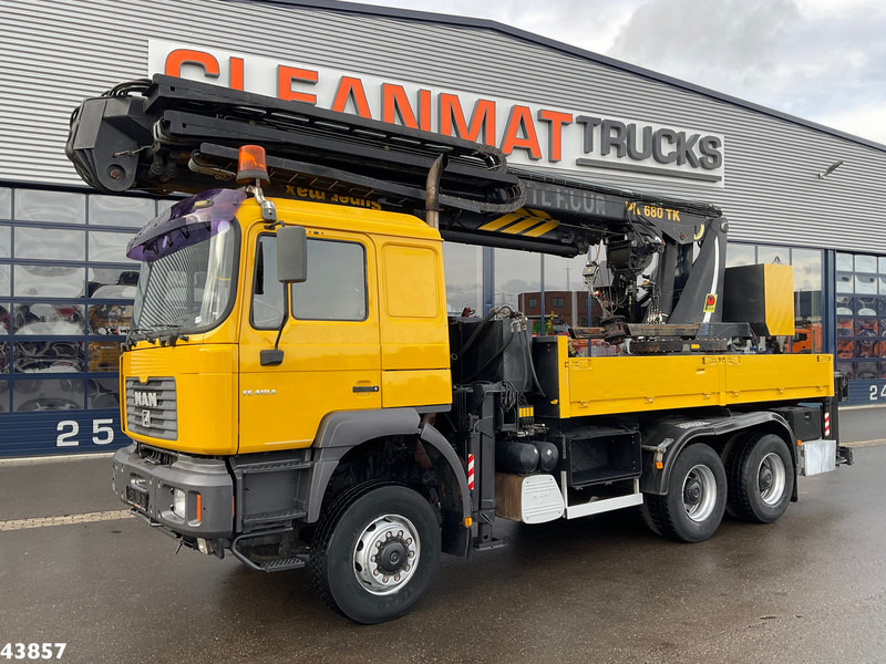 MAN F2000 6x6 Full Steel Manual Palfinger 68 Meter Dachdecker kran Just 54.133 km! - Camion cu macara: Foto 2 MAN F2000 6x6 Full Steel Manual Palfinger 68 Meter Dachdecker kran Just 54.133 km! - Camion cu macara: Foto 2
