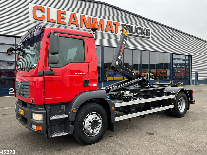MAN TGM 18.280 Multilift 21 Ton haakarmsysteem Just 25.790 km! - Camion cu cârlig: Foto 1 MAN TGM 18.280 Multilift 21 Ton haakarmsysteem Just 25.790 km! - Camion cu cârlig: Foto 1