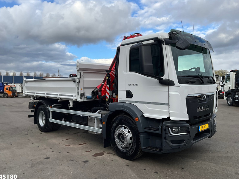 MAN TGM 18.320 Euro 6 Fassi 13 Tonmeter laadkraan NEW AND UNUSED! - Camion basculantă: Foto 4 MAN TGM 18.320 Euro 6 Fassi 13 Tonmeter laadkraan NEW AND UNUSED! - Camion basculantă: Foto 4