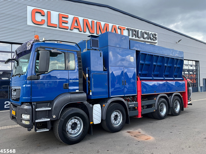 MAN TGS 41.440 8x4 Full Steel Reschwitzer 10m³ Saugbagger Just 132.502 Km! - Maşină pentru vidanjări: Foto 3 MAN TGS 41.440 8x4 Full Steel Reschwitzer 10m³ Saugbagger Just 132.502 Km! - Maşină pentru vidanjări: Foto 3