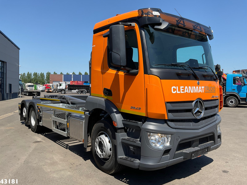 Mercedes-Benz Actros 2643 VDL 21 Ton haakarmsysteem - Camion cu cârlig: Foto 3 Mercedes-Benz Actros 2643 VDL 21 Ton haakarmsysteem - Camion cu cârlig: Foto 3