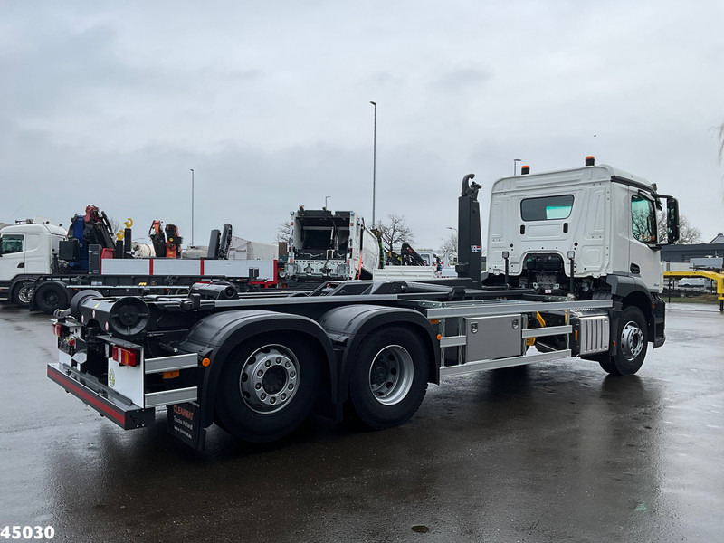 Mercedes-Benz Actros 2643 VDL 21 Ton haakarmsysteem - Camion cu cârlig: Foto 5 Mercedes-Benz Actros 2643 VDL 21 Ton haakarmsysteem - Camion cu cârlig: Foto 5