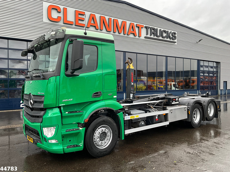 Mercedes-Benz Antos 2642 Euro 6 Multilift 26 Ton haakarmsysteem - Camion cu cârlig: Foto 2 Mercedes-Benz Antos 2642 Euro 6 Multilift 26 Ton haakarmsysteem - Camion cu cârlig: Foto 2