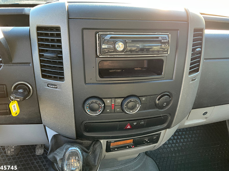 Camion cu macara Mercedes-Benz Sprinter 513 2.2 CDI Hiab 2 Tonmeter laadkraan Just 196.629 km!: Foto 13 Camion cu macara Mercedes-Benz Sprinter 513 2.2 CDI Hiab 2 Tonmeter laadkraan Just 196.629 km!: Foto 13