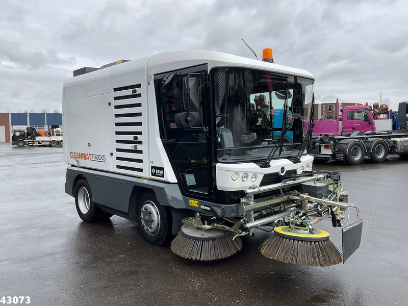Ravo 540 STH Euro 6 with 3-rd brush - Măturătoare stradală: Foto 4 Ravo 540 STH Euro 6 with 3-rd brush - Măturătoare stradală: Foto 4