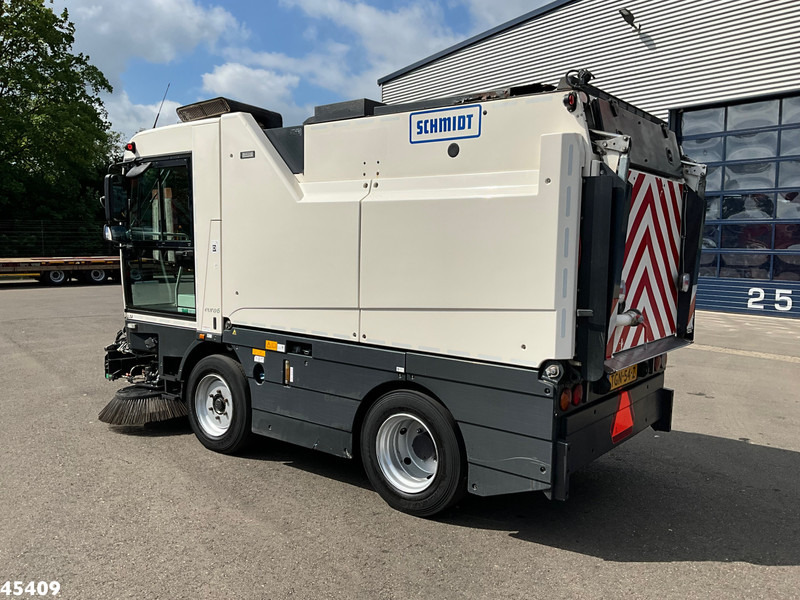 Schmidt Cleango 500 Compact Euro 6 with 3-rd brush - Măturătoare stradală: Foto 4 Schmidt Cleango 500 Compact Euro 6 with 3-rd brush - Măturătoare stradală: Foto 4