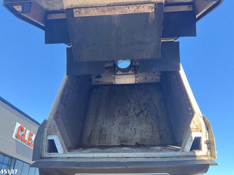 Schmidt Swingo Compact 200 Euro 6 - Măturătoare stradală: Foto 4 Schmidt Swingo Compact 200 Euro 6 - Măturătoare stradală: Foto 4