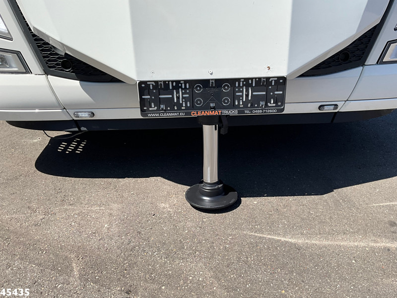 Volvo FH 540 8x4 Euro 6 Palfinger 92 Tonmeter laadkraan + Fly-jib Just 107.008 km! - Camion cu macara: Foto 4 Volvo FH 540 8x4 Euro 6 Palfinger 92 Tonmeter laadkraan + Fly-jib Just 107.008 km! - Camion cu macara: Foto 4