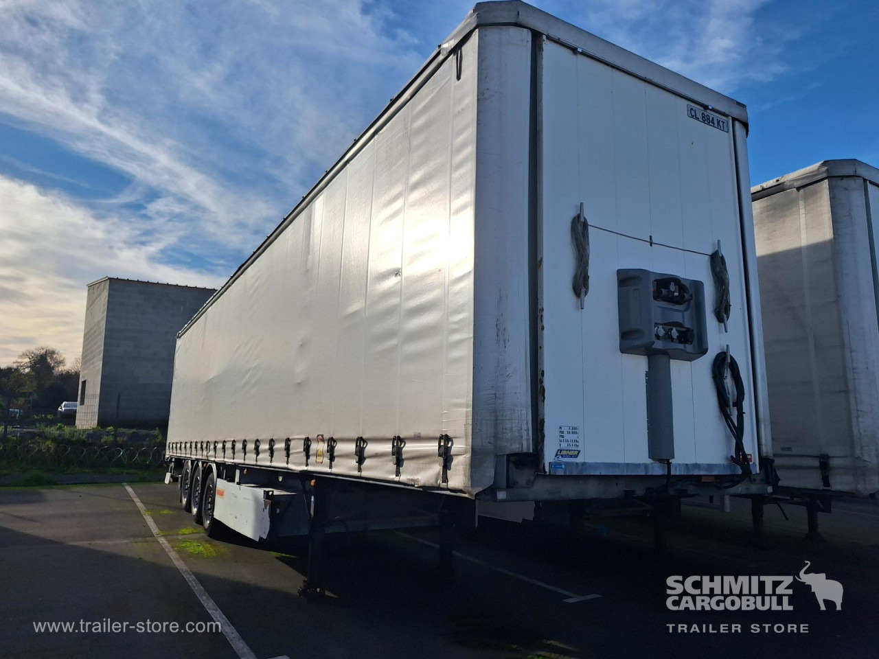 FRUEHAUF Curtainsider Standard Taillift - Semiremorcă prelată: Foto 1 FRUEHAUF Curtainsider Standard Taillift - Semiremorcă prelată: Foto 1