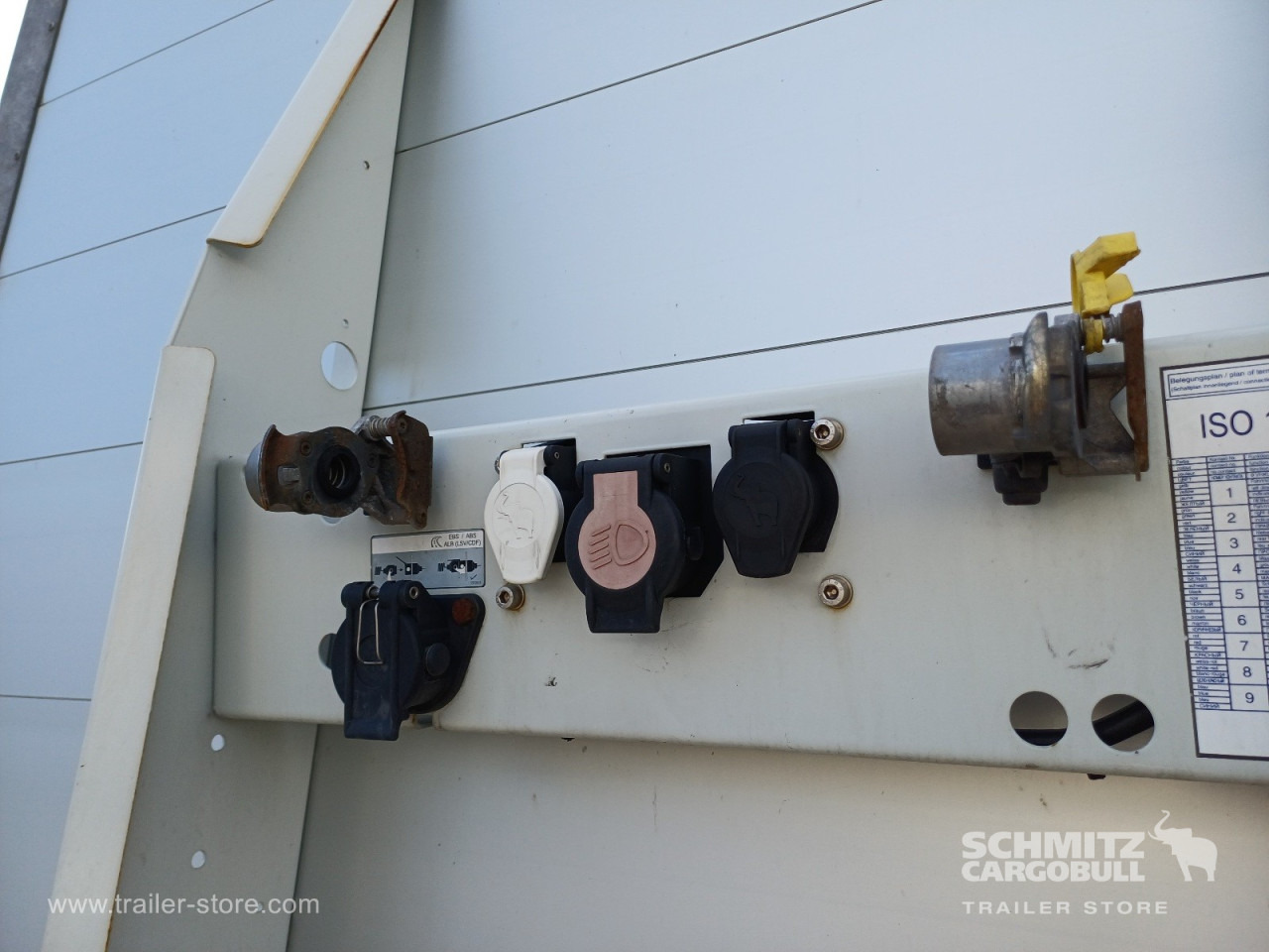 SCHMITZ Auflieger Curtainsider Mega - Semiremorcă prelată: Foto 2 SCHMITZ Auflieger Curtainsider Mega - Semiremorcă prelată: Foto 2