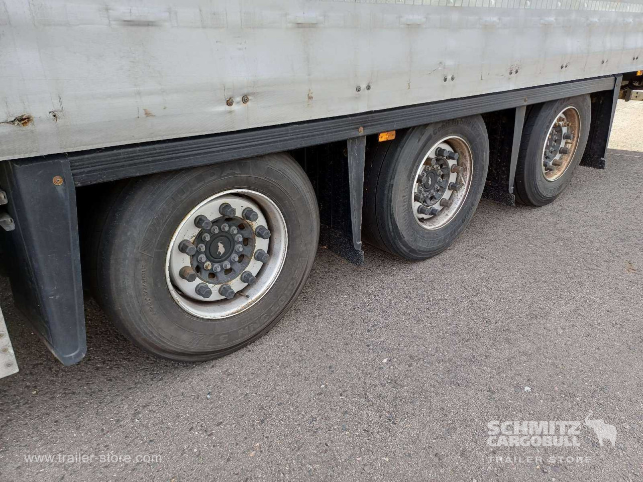 SCHMITZ Auflieger Curtainsider Mega - Semiremorcă prelată: Foto 4 SCHMITZ Auflieger Curtainsider Mega - Semiremorcă prelată: Foto 4