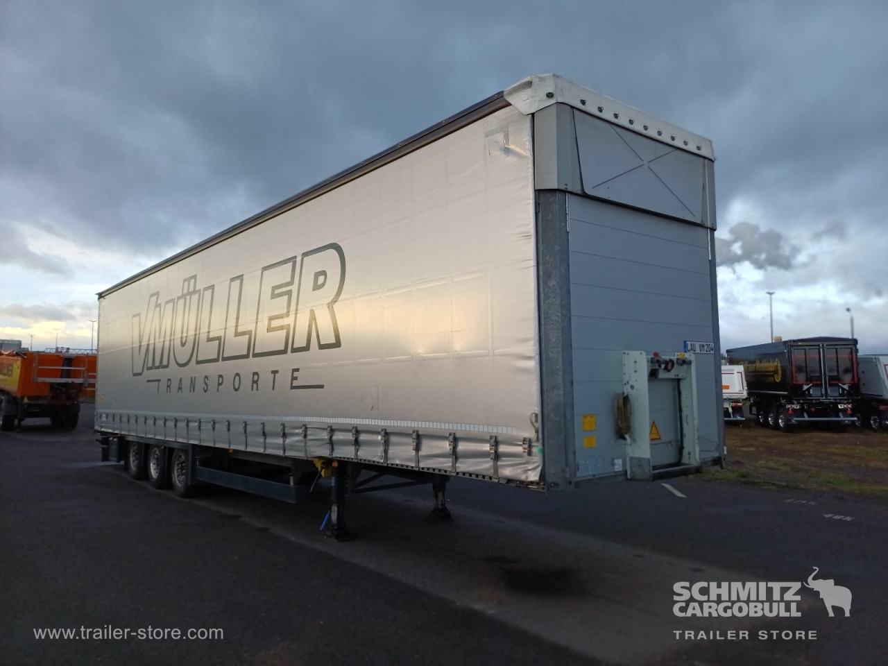 SCHMITZ Auflieger Curtainsider Mega - Semiremorcă prelată: Foto 1 SCHMITZ Auflieger Curtainsider Mega - Semiremorcă prelată: Foto 1
