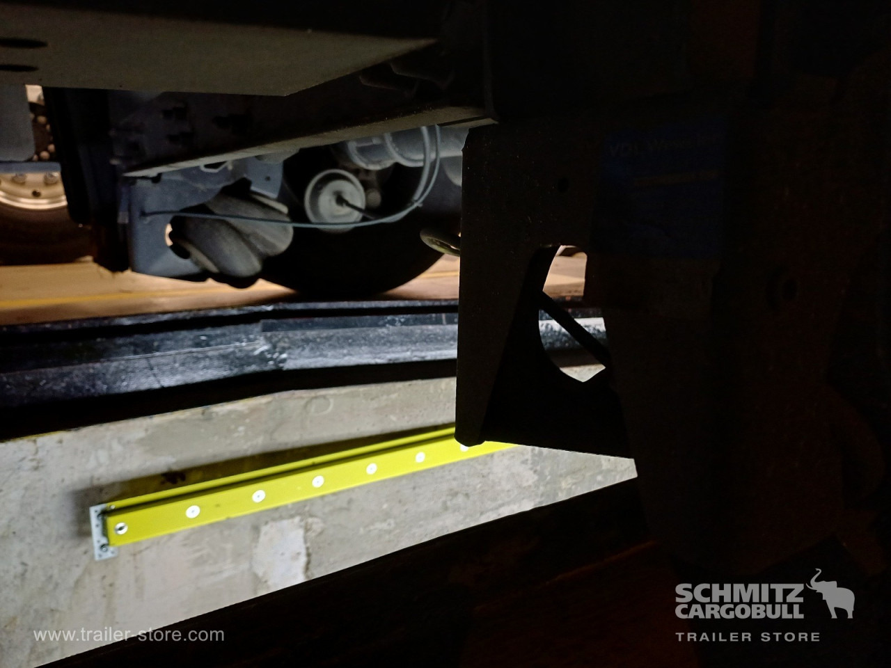 SCHMITZ Auflieger Curtainsider Mega - Semiremorcă prelată: Foto 5 SCHMITZ Auflieger Curtainsider Mega - Semiremorcă prelată: Foto 5