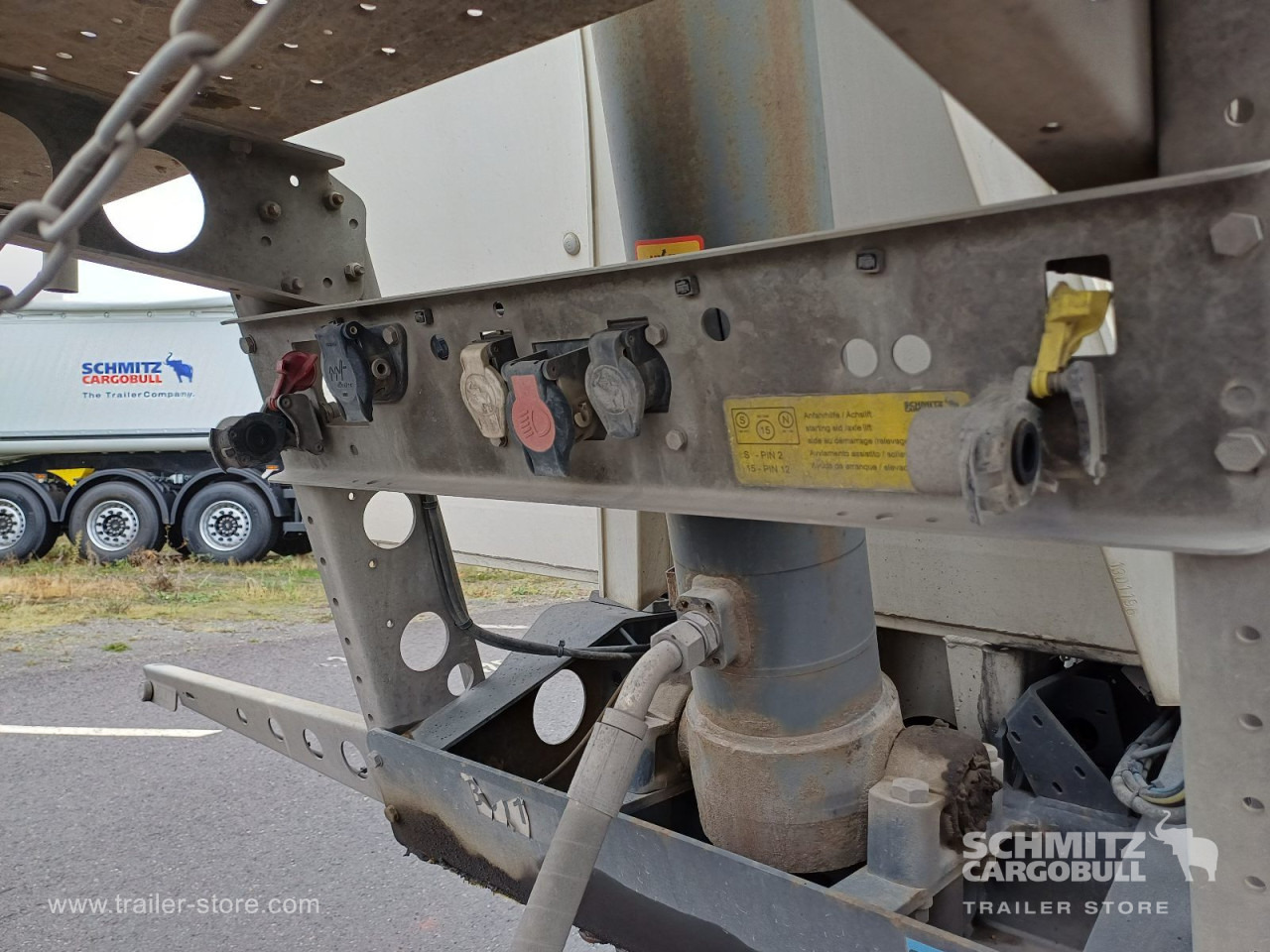 Semiremorcă basculantă SCHMITZ Auflieger Kipper Alukastenmulde 24m³: Foto 10 Semiremorcă basculantă SCHMITZ Auflieger Kipper Alukastenmulde 24m³: Foto 10