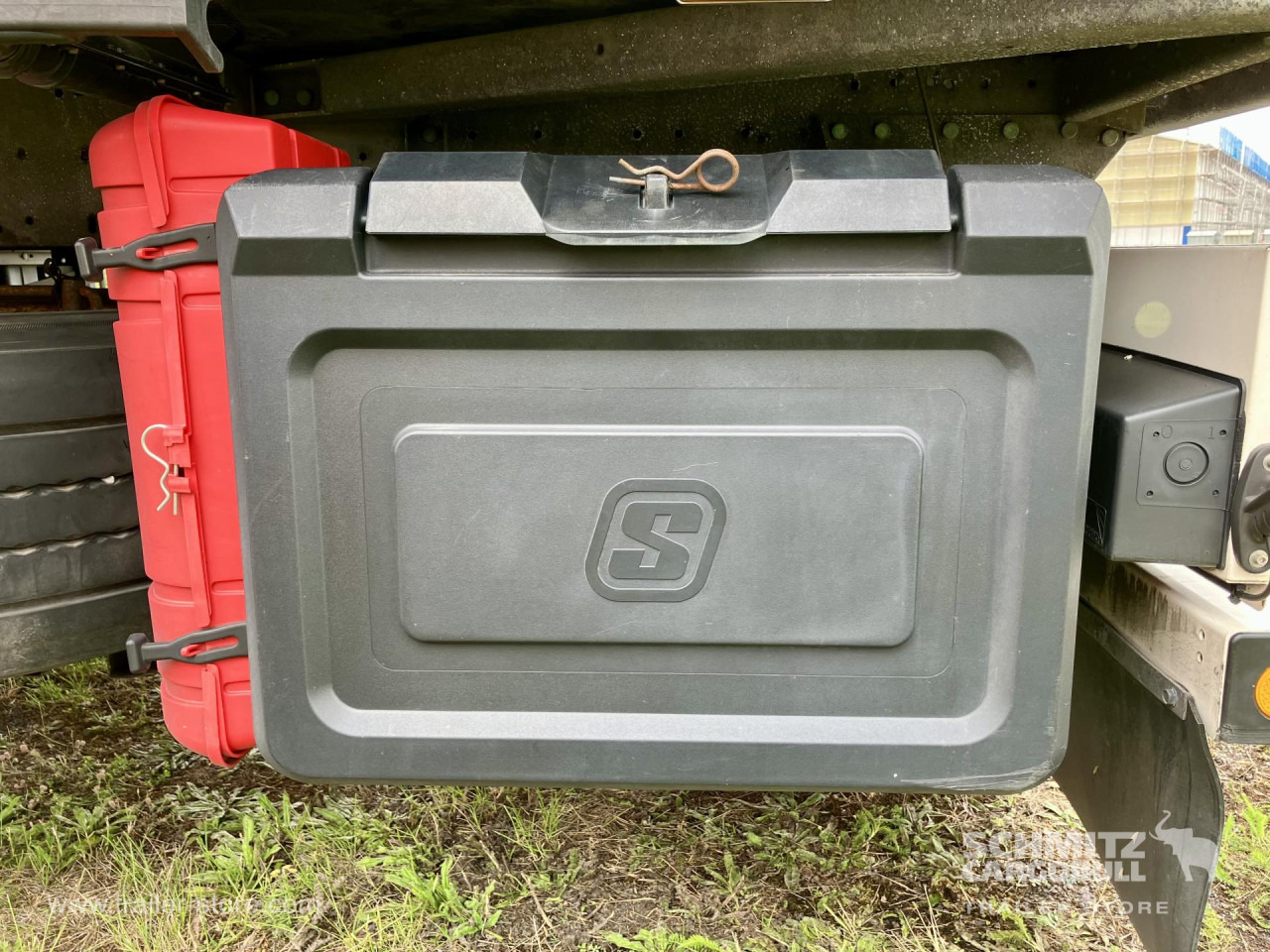 SCHMITZ Auflieger Tiefkühler Standard Double deck - Semiremorcă izoterma: Foto 4 SCHMITZ Auflieger Tiefkühler Standard Double deck - Semiremorcă izoterma: Foto 4