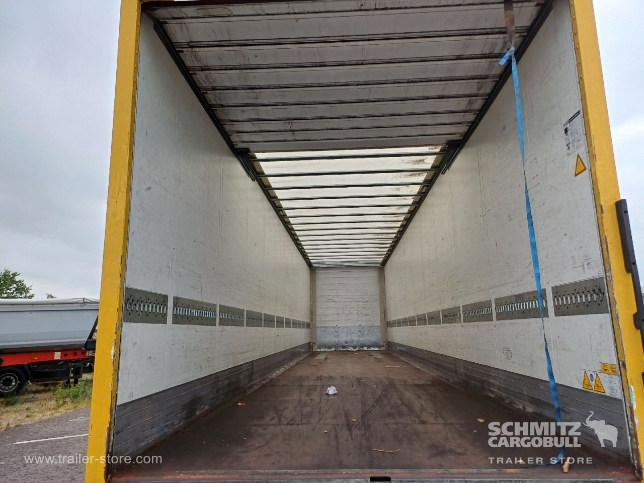 SCHMITZ Auflieger Trockenfrachtkoffer Standard - Semiremorcă furgon: Foto 5 SCHMITZ Auflieger Trockenfrachtkoffer Standard - Semiremorcă furgon: Foto 5