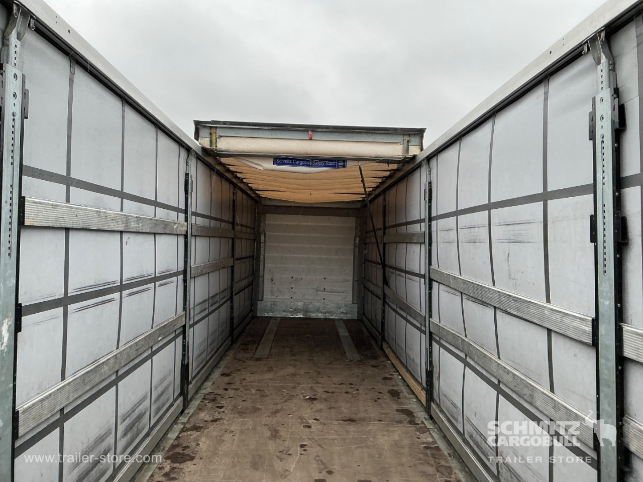 SCHMITZ Curtainsider Standard , Folding wall right - Semiremorcă prelată: Foto 5 SCHMITZ Curtainsider Standard , Folding wall right - Semiremorcă prelată: Foto 5