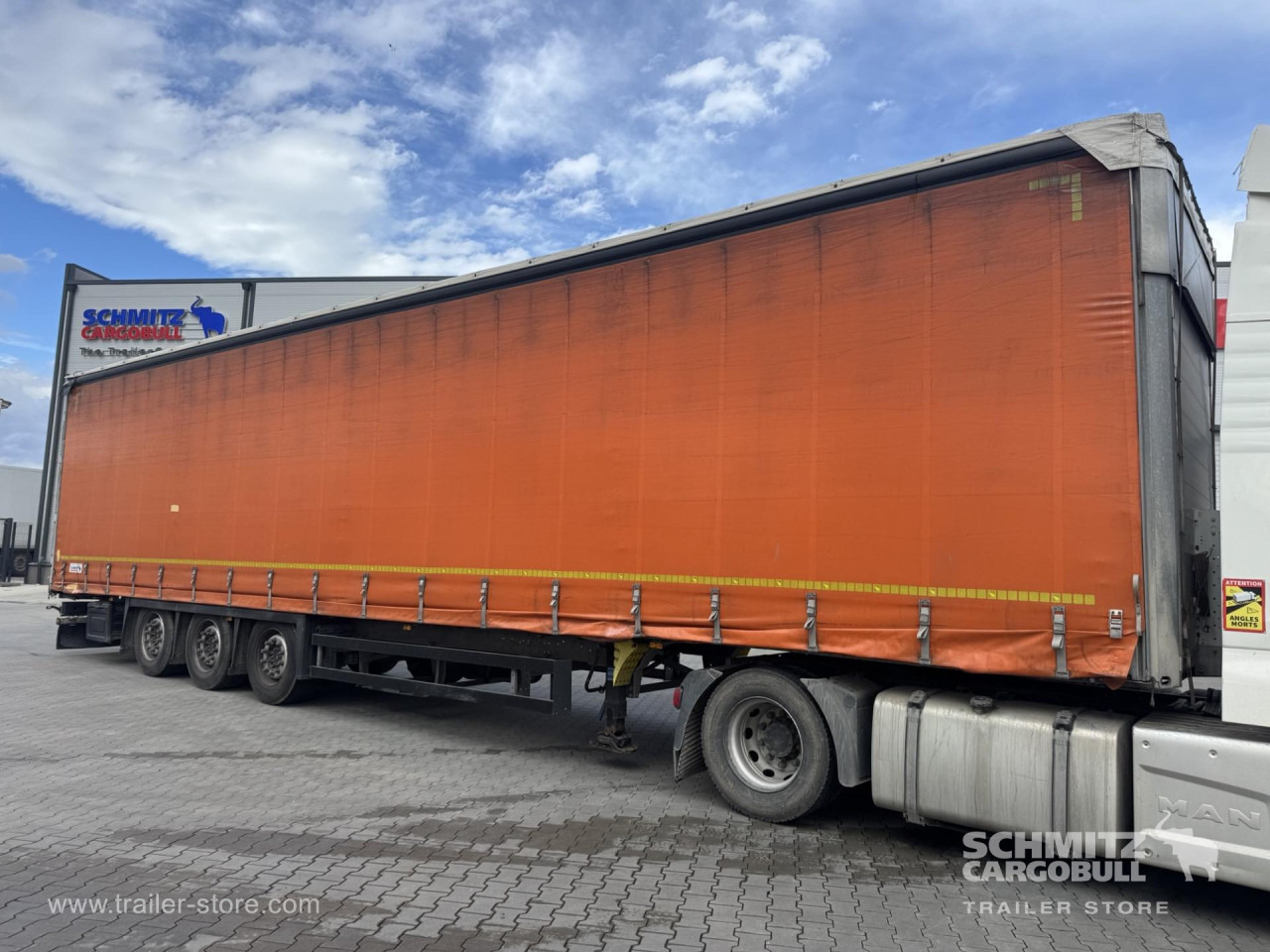 SCHMITZ Curtainsider Mega - Semiremorcă prelată: Foto 1 SCHMITZ Curtainsider Mega - Semiremorcă prelată: Foto 1