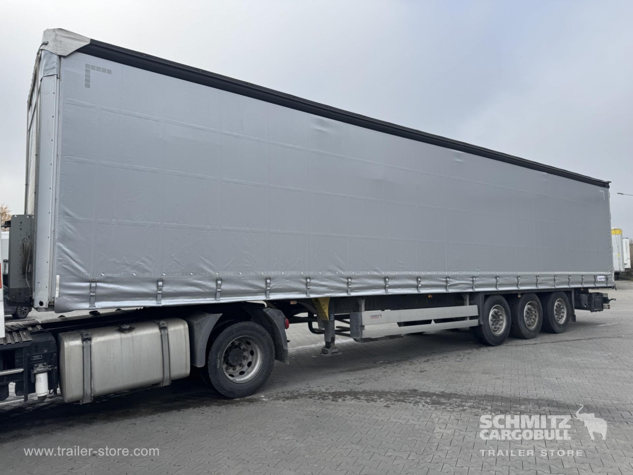 SCHMITZ Curtainsider Standard - Semiremorcă prelată: Foto 5 SCHMITZ Curtainsider Standard - Semiremorcă prelată: Foto 5