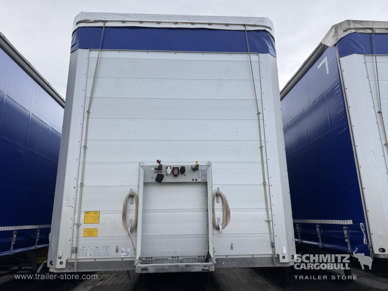 SCHMITZ Curtainsider Standard - Semiremorcă prelată: Foto 4 SCHMITZ Curtainsider Standard - Semiremorcă prelată: Foto 4