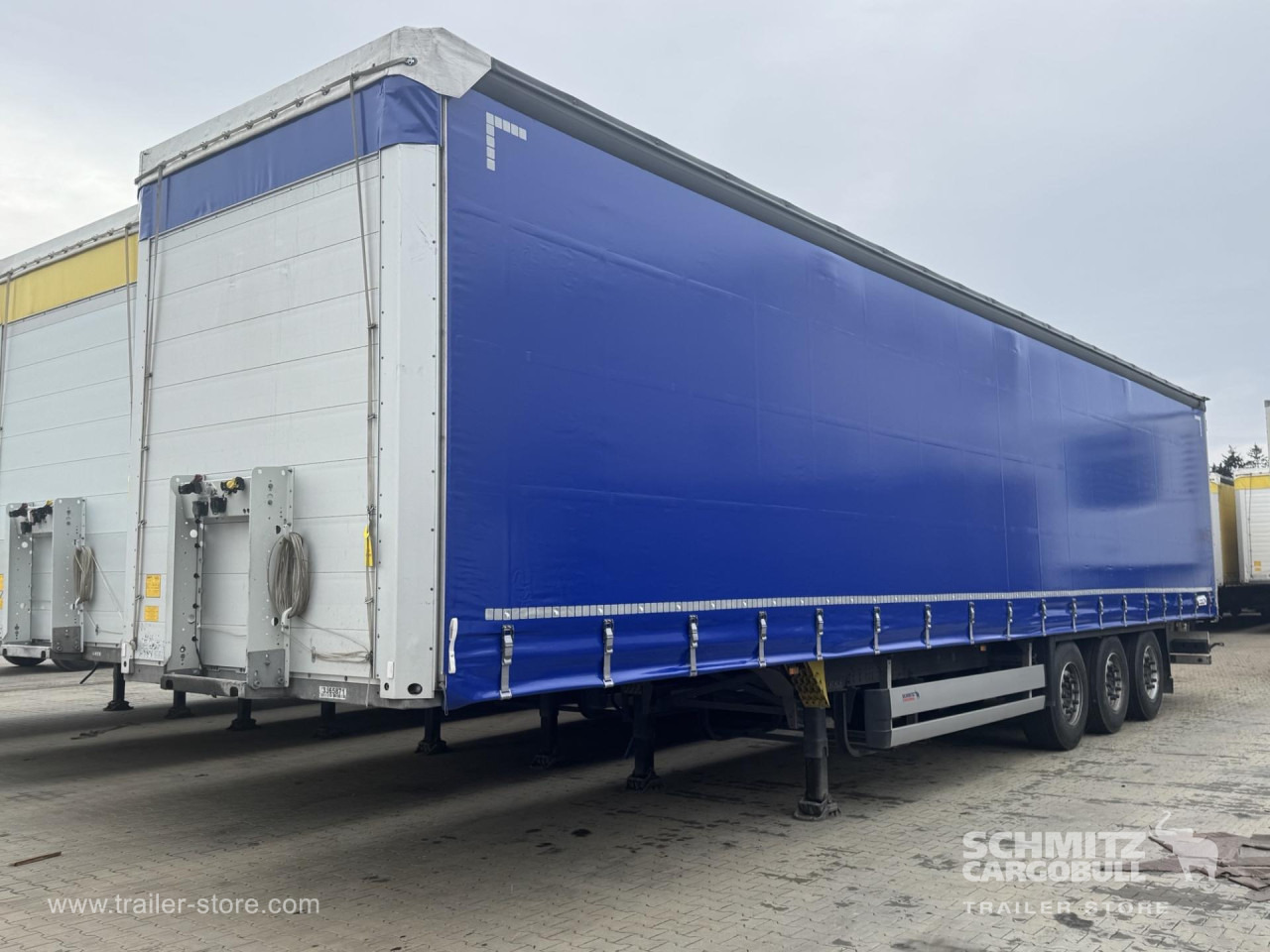 SCHMITZ Curtainsider Standard - Semiremorcă prelată: Foto 2 SCHMITZ Curtainsider Standard - Semiremorcă prelată: Foto 2