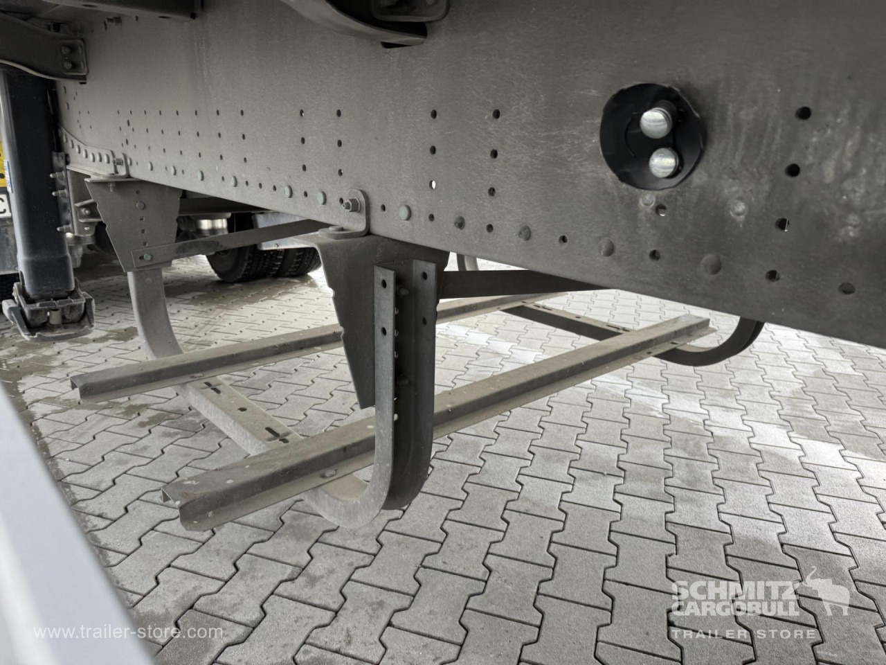SCHMITZ Curtainsider Standard - Semiremorcă prelată: Foto 2 SCHMITZ Curtainsider Standard - Semiremorcă prelată: Foto 2
