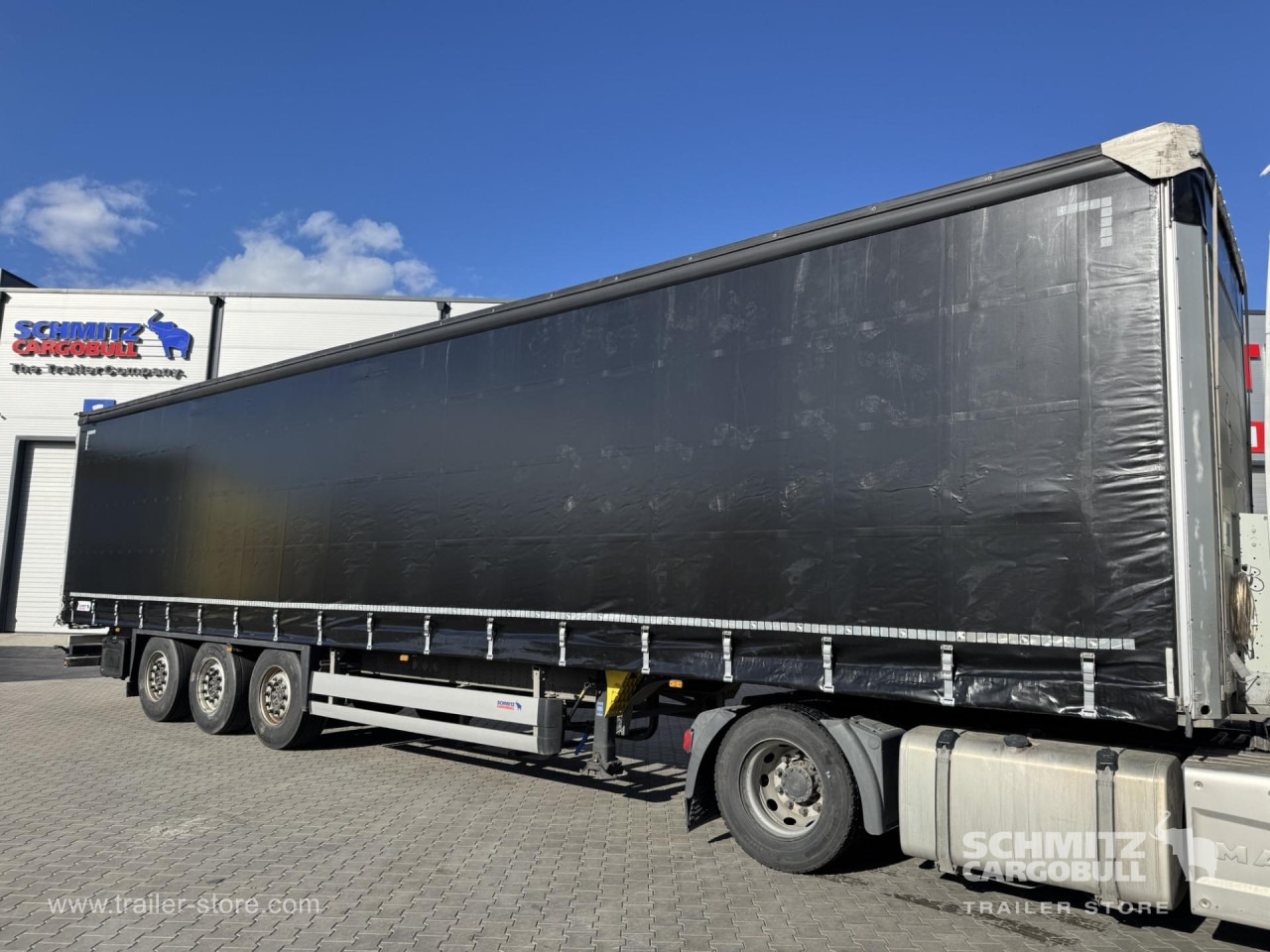 SCHMITZ Curtainsider Standard - Semiremorcă prelată: Foto 1 SCHMITZ Curtainsider Standard - Semiremorcă prelată: Foto 1
