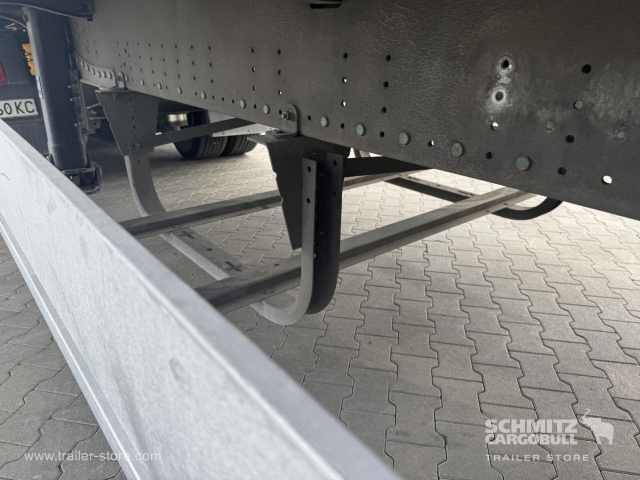 Leasing de SCHMITZ Curtainsider Standard SCHMITZ Curtainsider Standard: Foto 11 Leasing de SCHMITZ Curtainsider Standard SCHMITZ Curtainsider Standard: Foto 11