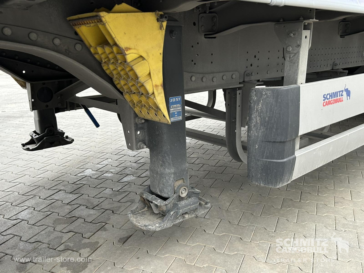 SCHMITZ Curtainsider Standard - Semiremorcă prelată: Foto 3 SCHMITZ Curtainsider Standard - Semiremorcă prelată: Foto 3