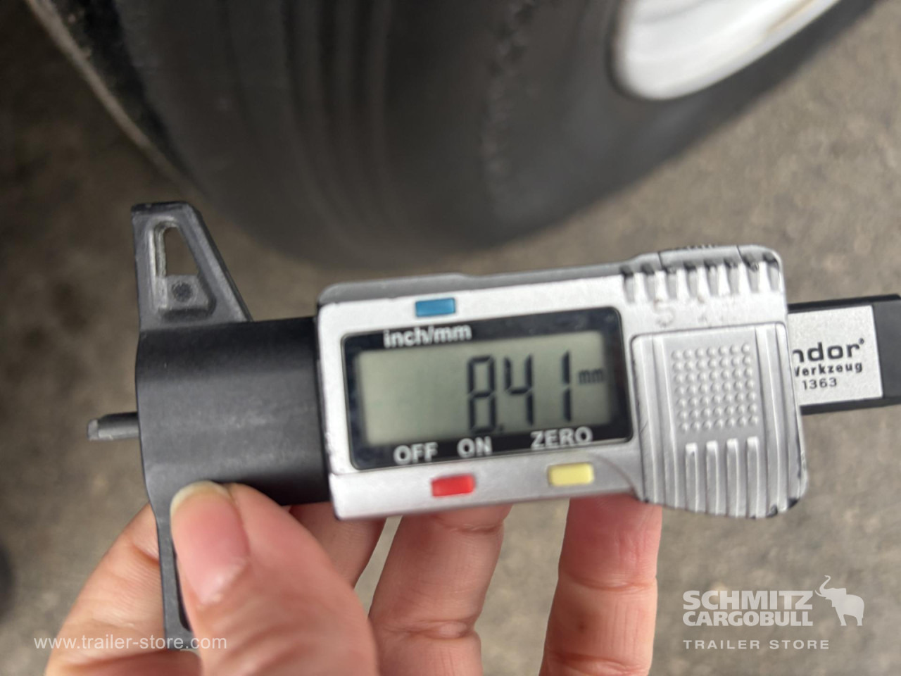 SCHMITZ Curtainsider Standard - Semiremorcă prelată: Foto 3 SCHMITZ Curtainsider Standard - Semiremorcă prelată: Foto 3