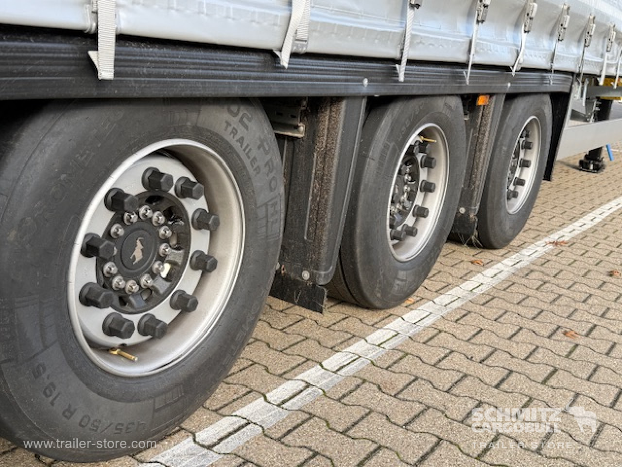 SCHMITZ Oplegger Schuifzeil Mega - Semiremorcă prelată: Foto 2 SCHMITZ Oplegger Schuifzeil Mega - Semiremorcă prelată: Foto 2