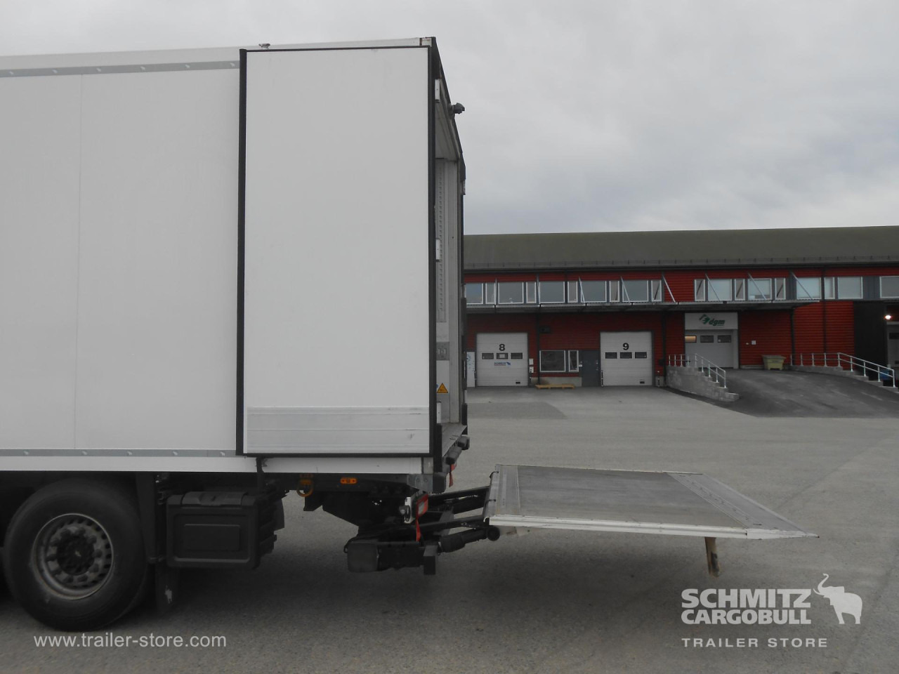 SCHMITZ Reefer Standard Double deck Taillift - Semiremorcă izoterma: Foto 5 SCHMITZ Reefer Standard Double deck Taillift - Semiremorcă izoterma: Foto 5
