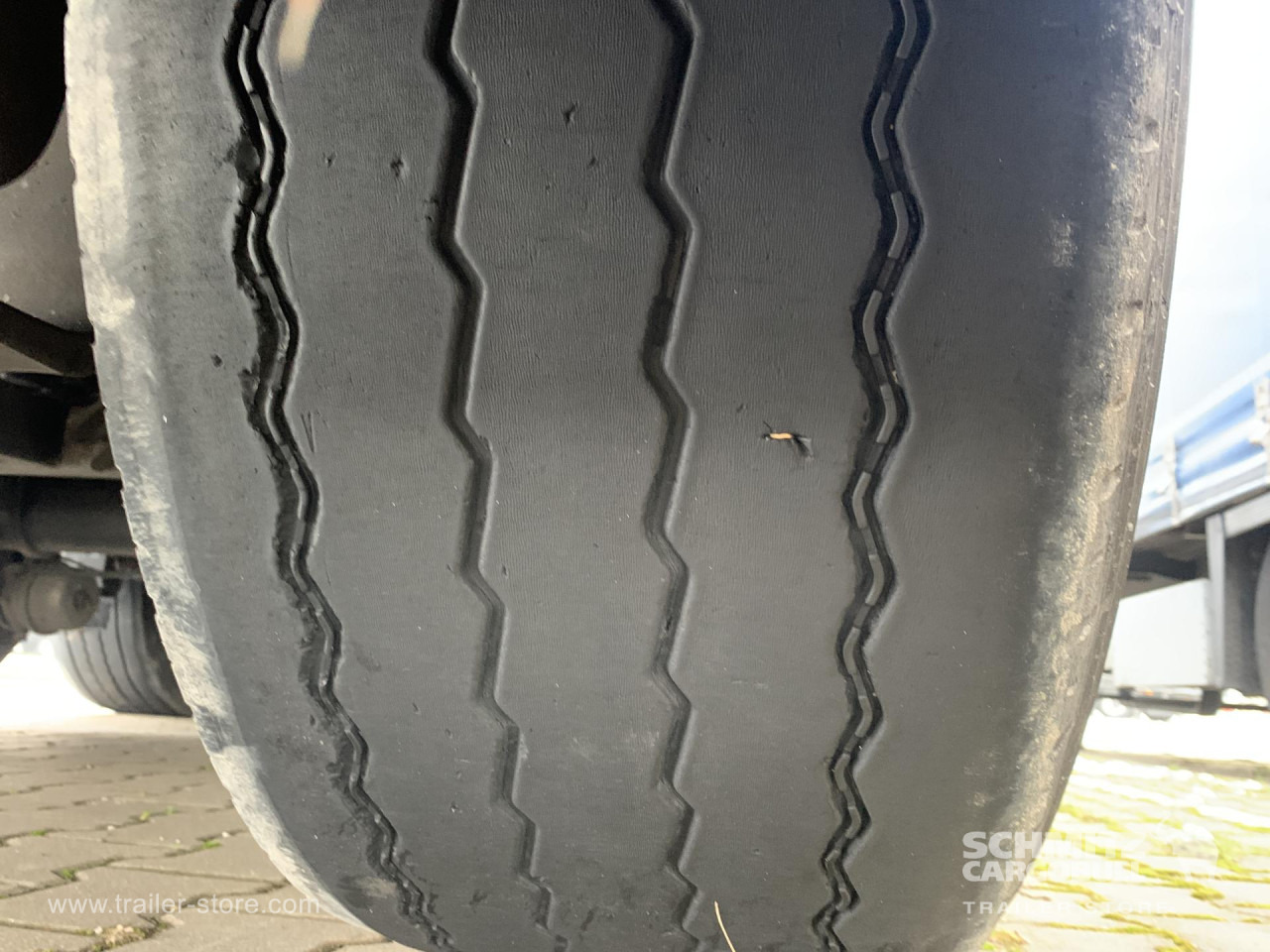 SCHMITZ Curtainsider Mega - Semiremorcă prelată: Foto 5 SCHMITZ Curtainsider Mega - Semiremorcă prelată: Foto 5