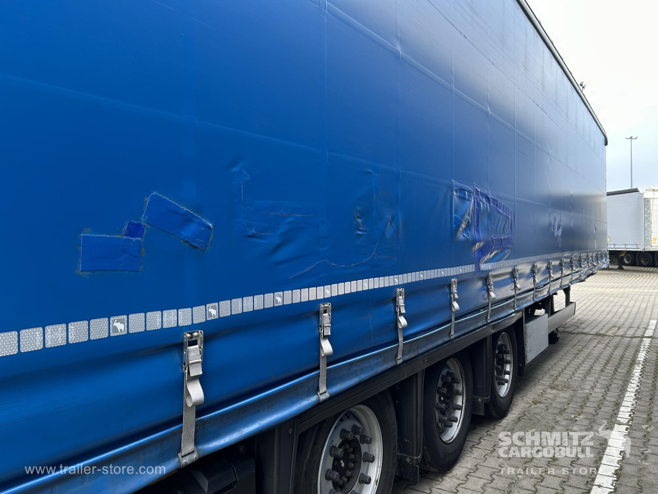 SCHMITZ Curtainsider Mega - Semiremorcă prelată: Foto 4 SCHMITZ Curtainsider Mega - Semiremorcă prelată: Foto 4