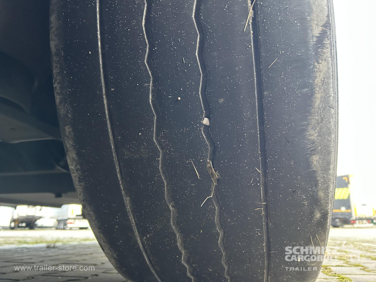 SCHMITZ Curtainsider Mega - Semiremorcă prelată: Foto 5 SCHMITZ Curtainsider Mega - Semiremorcă prelată: Foto 5