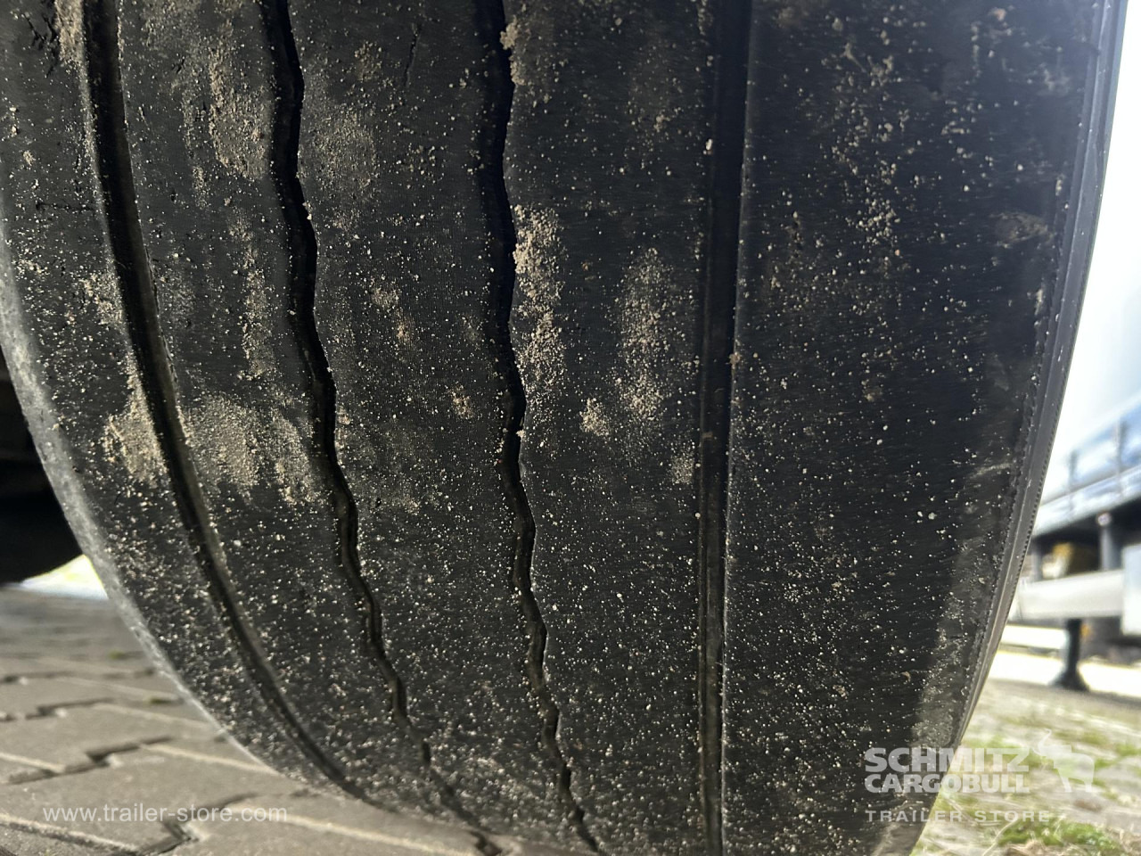 SCHMITZ Curtainsider Mega - Semiremorcă prelată: Foto 4 SCHMITZ Curtainsider Mega - Semiremorcă prelată: Foto 4