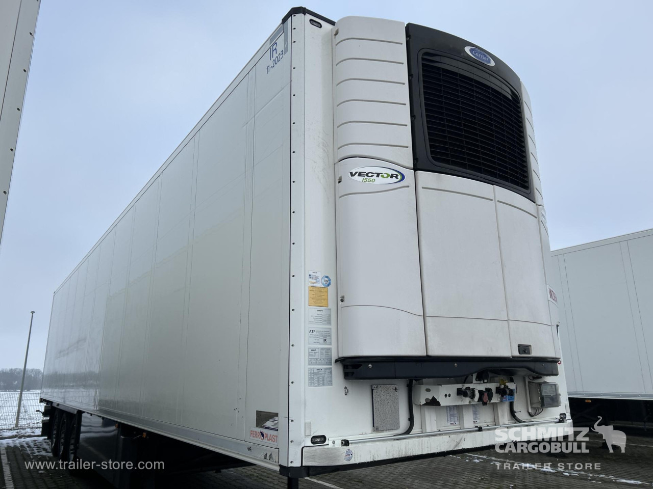 SCHMITZ Reefer Standard Double deck - Semiremorcă izoterma: Foto 1 SCHMITZ Reefer Standard Double deck - Semiremorcă izoterma: Foto 1