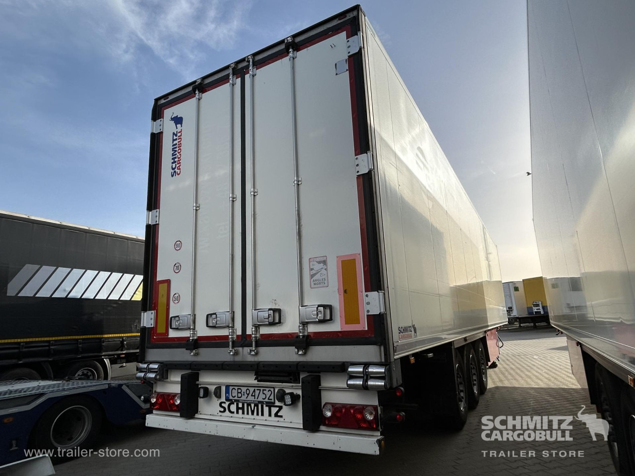 SCHMITZ Reefer Standard - Semiremorcă izoterma: Foto 5 SCHMITZ Reefer Standard - Semiremorcă izoterma: Foto 5