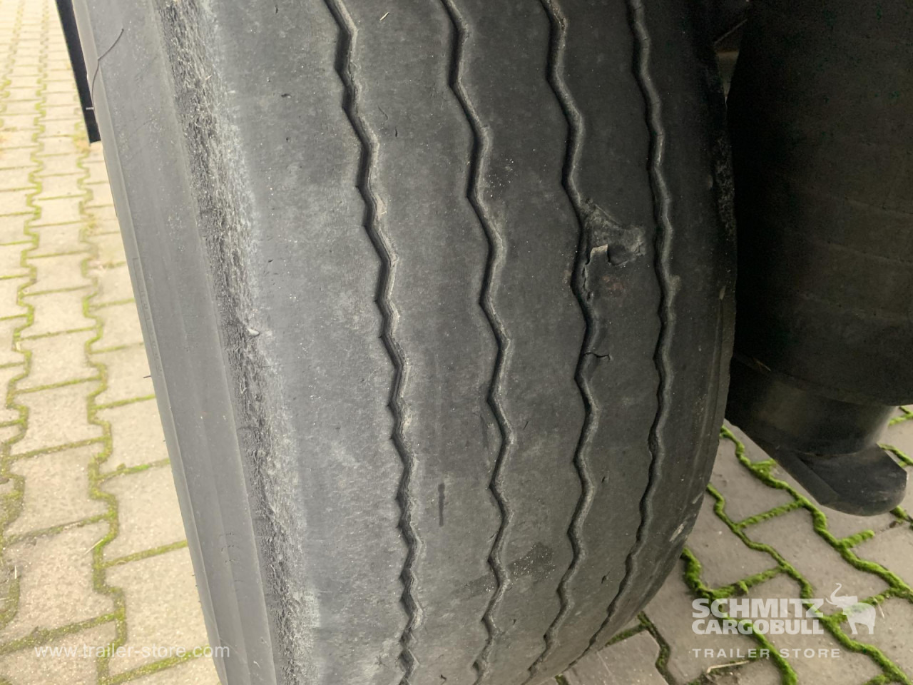 SCHMITZ Reefer Standard - Semiremorcă izoterma: Foto 2 SCHMITZ Reefer Standard - Semiremorcă izoterma: Foto 2